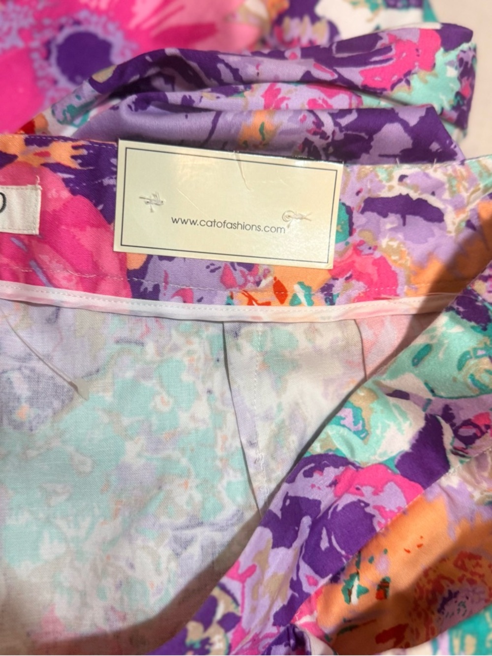 NWT Cato Floral Cropped Pants in Pink, Purple, Teal and Orange - Picture 8 of 9